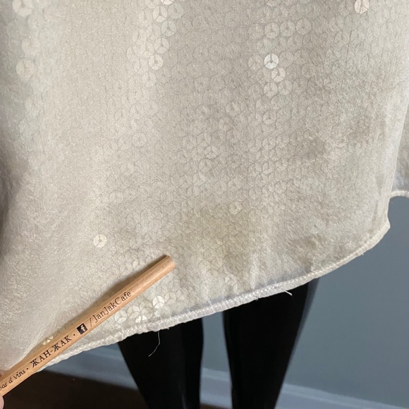 Alice + Olivia Pleated Sequin Sheath Dress Beige Cream Size M 4-6 - Picture 4 of 15